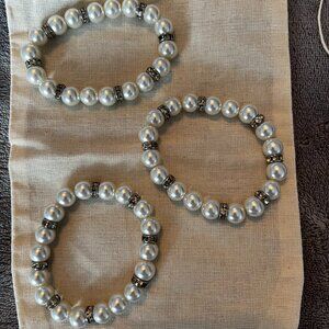 Banana Republic Bracelets - Pearl & Crystal